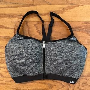 Victoria Secret Sport Gray sports bra with double closure in 32DD